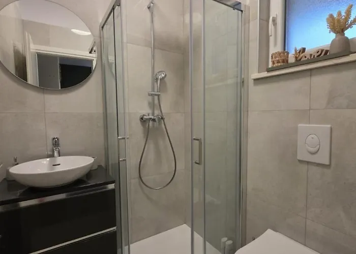 Persic 2 아파트